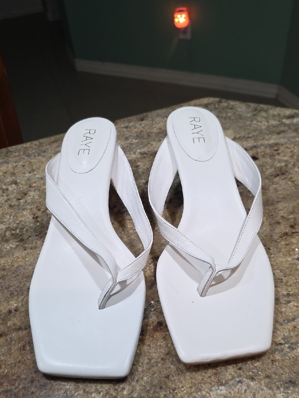 Raye Perla Kitten Heels Ivory Size US 10